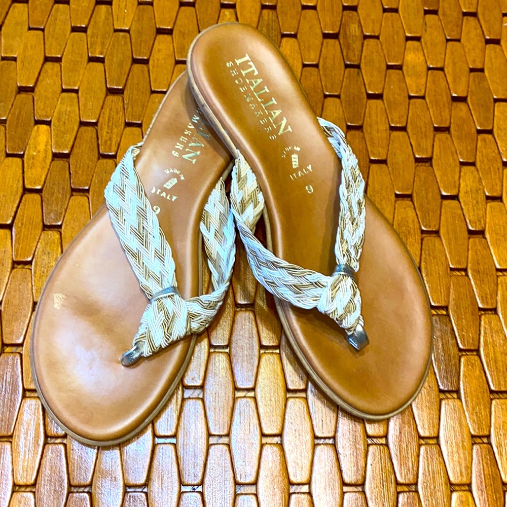 Italian Shoemakers Sandals Flip Flops Braided Gold Tan Cream SZ 9